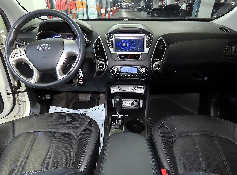 현대 투싼 2WD VGT LX20 사진 10