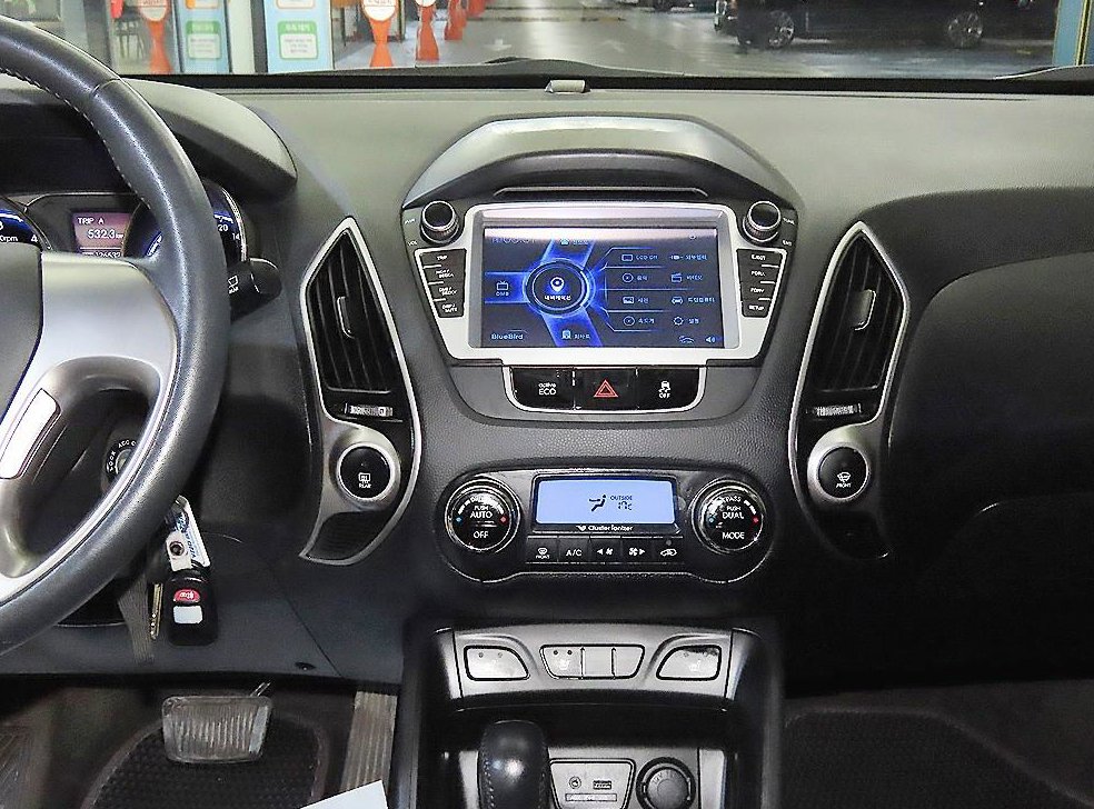 현대 투싼 2WD VGT LX20 사진 11