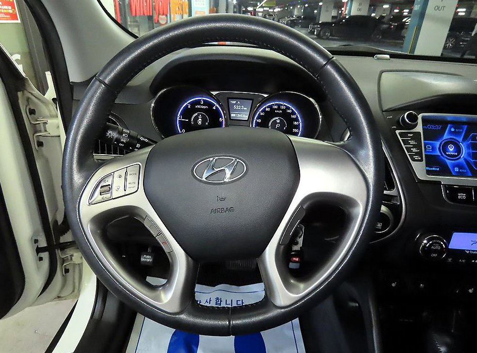현대 투싼 2WD VGT LX20 사진 8
