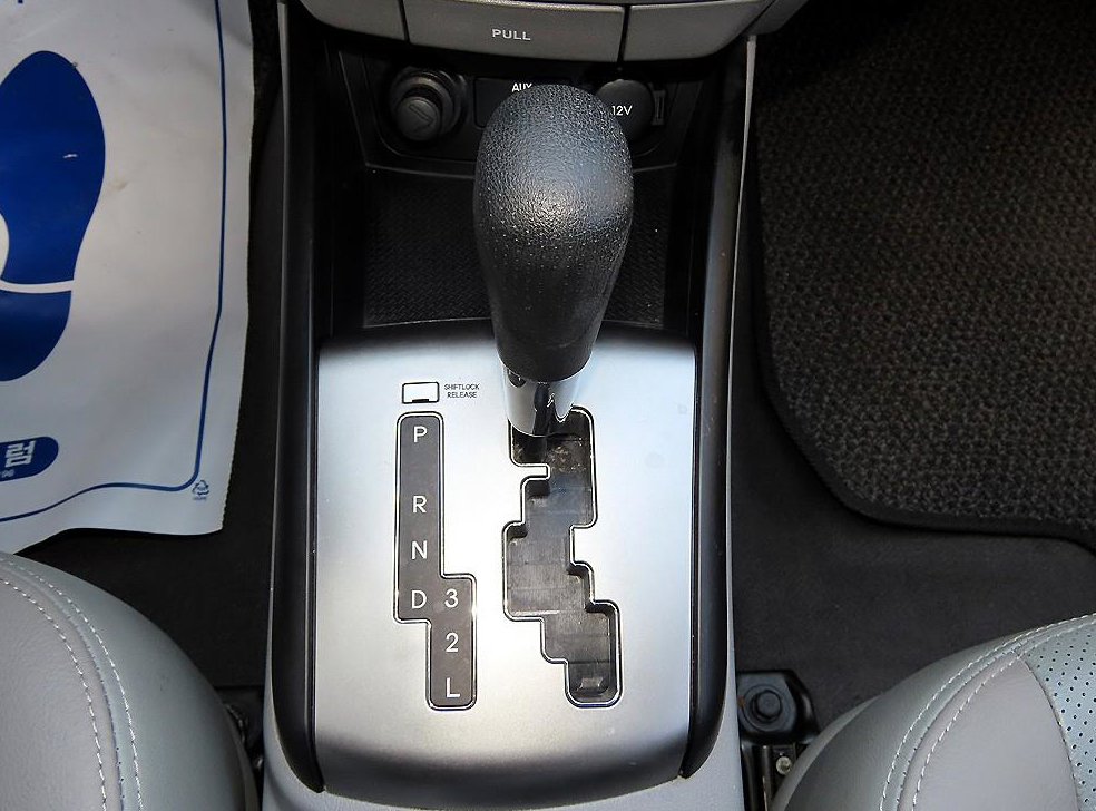 현대 아반떼 1.6 VVT E16 사진 10