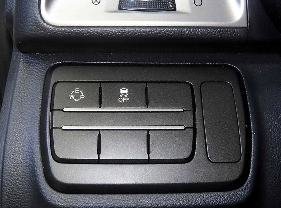 KG모빌리티(쌍용)  티볼리 가솔린 2WD 1.6 TX 사진 14