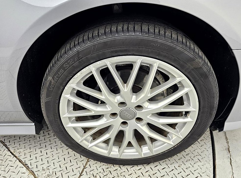 아우디 A6 35 TDI 콰트로 사진 20
