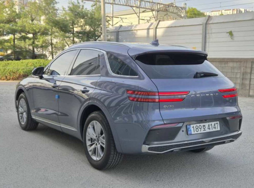제네시스 GV70 2.5T 가솔린 2WD 사진 3