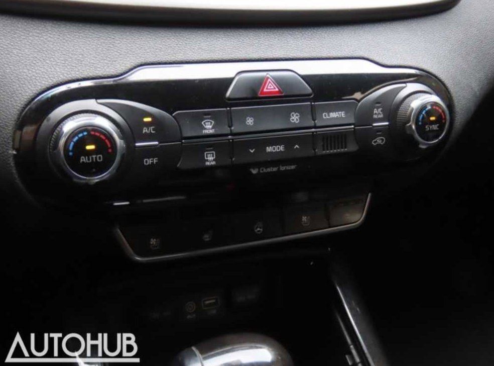 기아 쏘렌토 디젤 2WD 2.0 프레스티지 사진 8