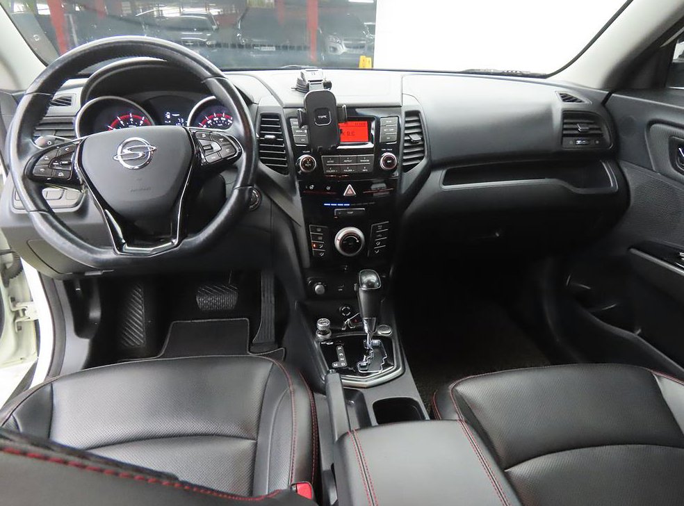 KG모빌리티(쌍용)  티볼리 2WD 가솔린 1.6 IX 사진 7
