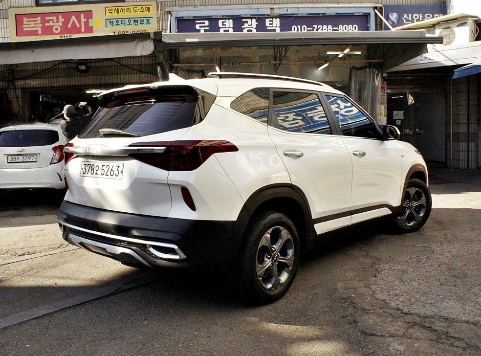 기아 셀토스 가솔린 1.6 터보 2WD 사진 4
