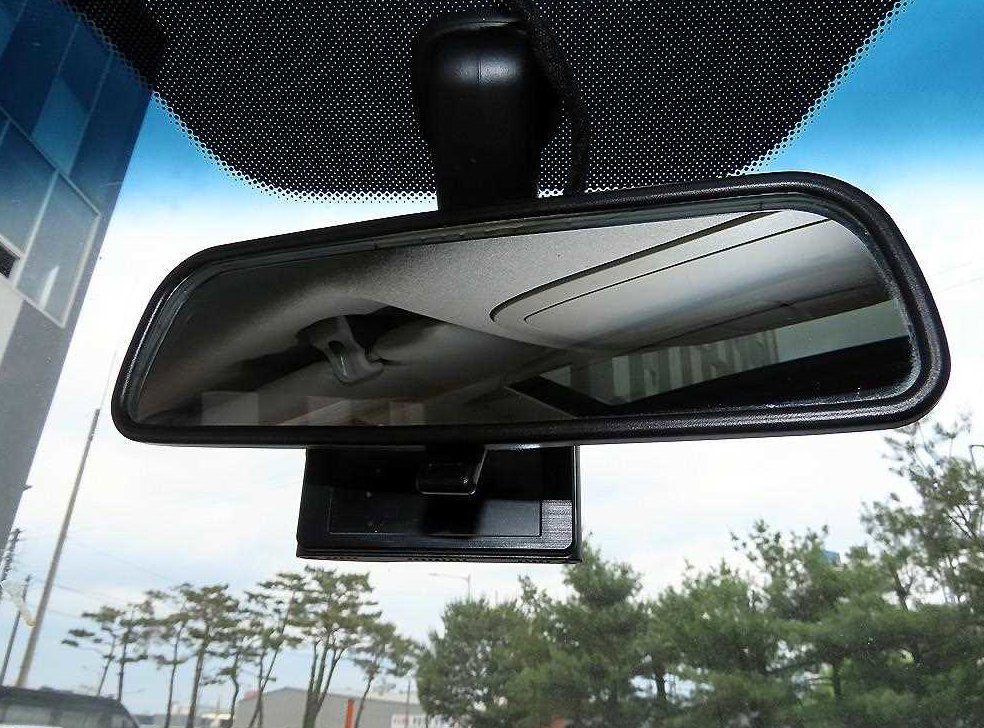 KG모빌리티(쌍용)  티볼리 디젤 2WD 1.6 VX 사진 15
