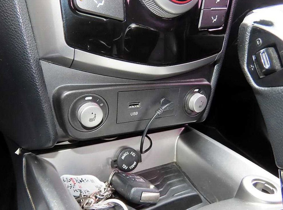 KG모빌리티(쌍용)  티볼리 디젤 2WD 1.6 VX 사진 16