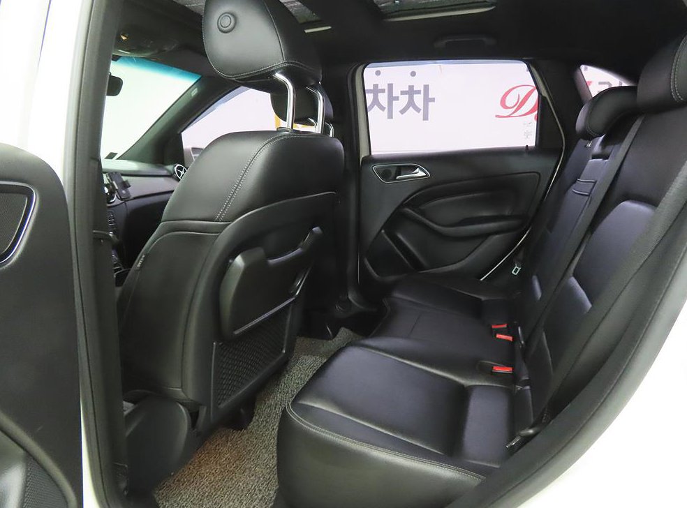 벤츠 B 클래스 (MY B) B200 d 사진 6