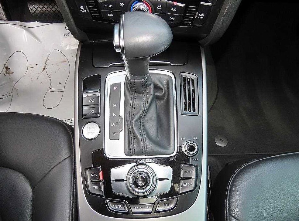 아우디 A4 2.0 TDI 사진 10