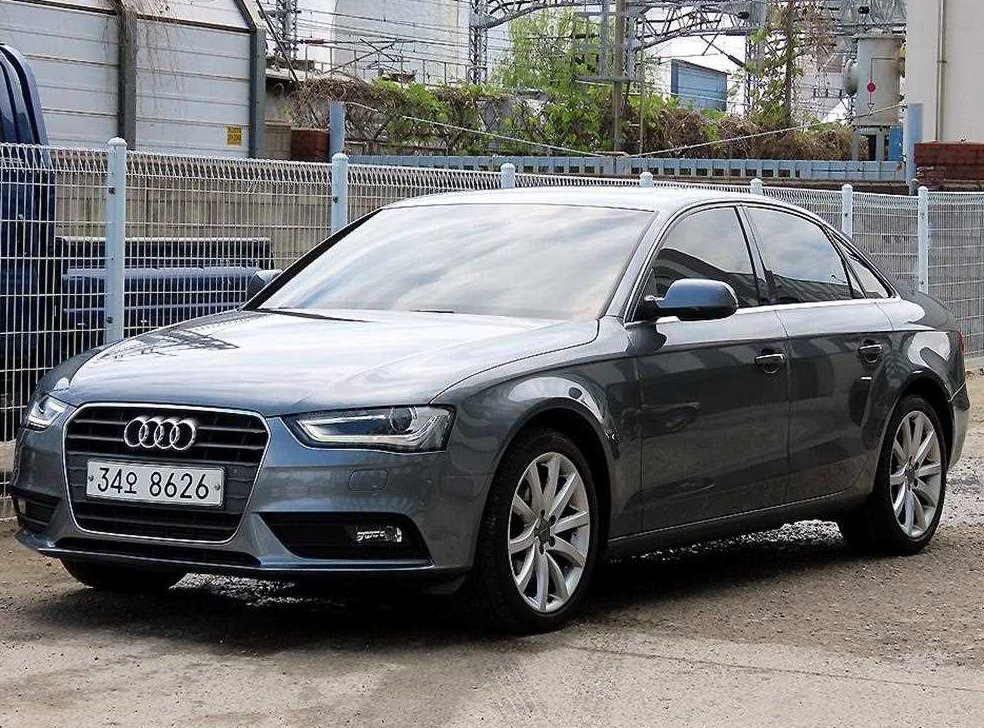 아우디 A4 2.0 TDI 사진 2
