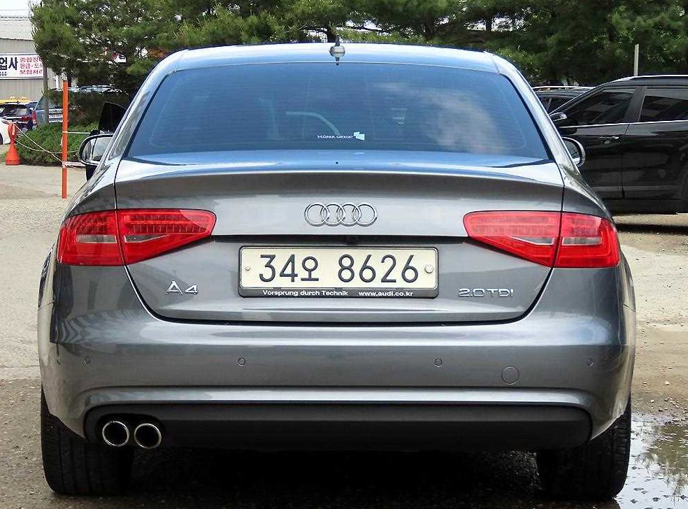 아우디 A4 2.0 TDI 사진 4
