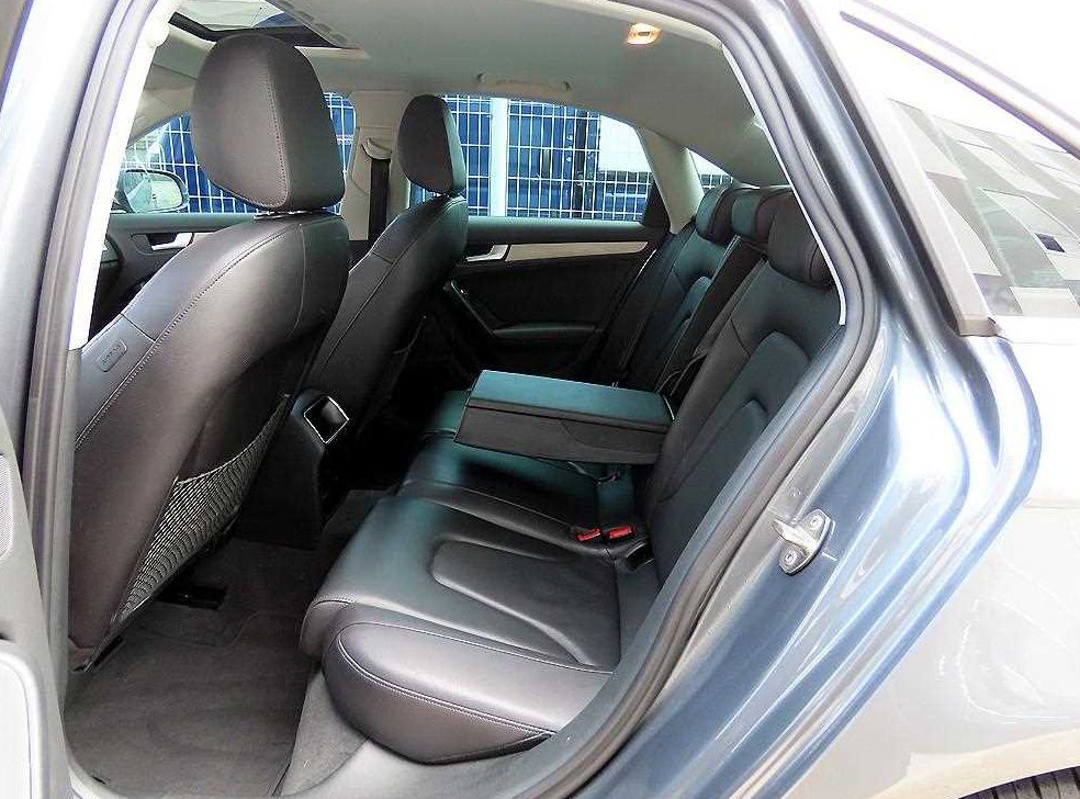 아우디 A4 2.0 TDI 사진 6