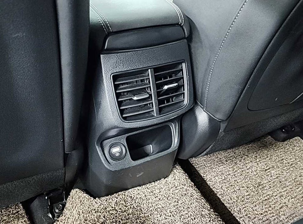 기아 셀토스 가솔린 1.6 터보 4WD 사진 13