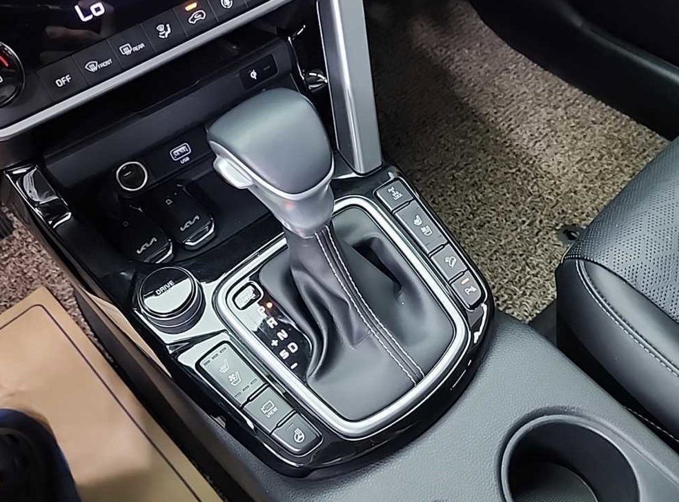 기아 셀토스 가솔린 1.6 터보 4WD 사진 8