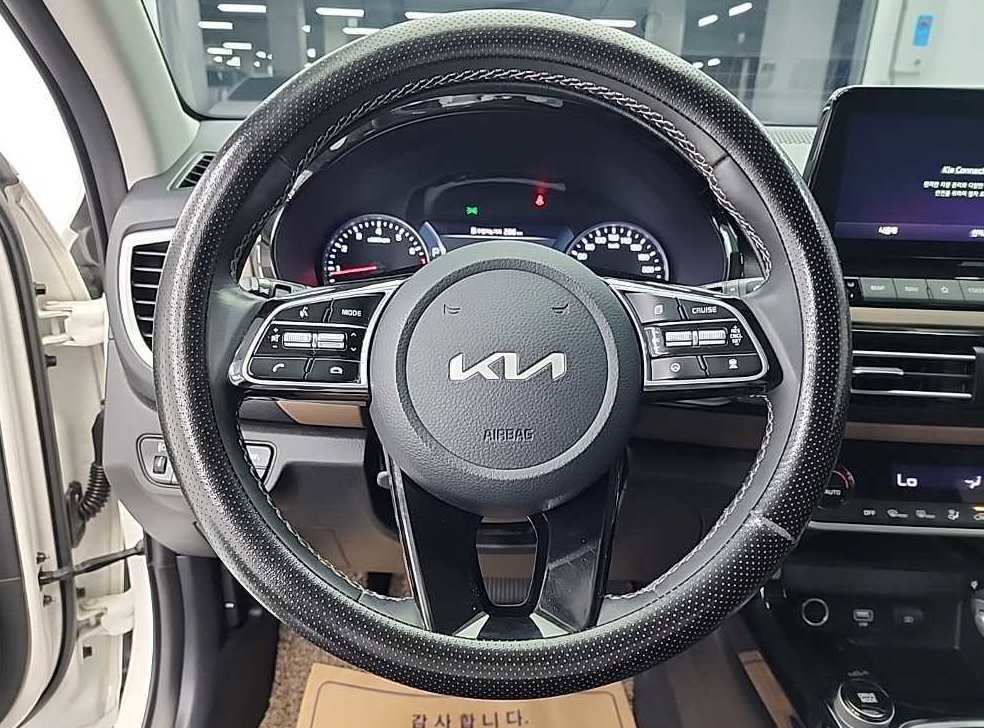 기아 셀토스 가솔린 1.6 터보 4WD 사진 9