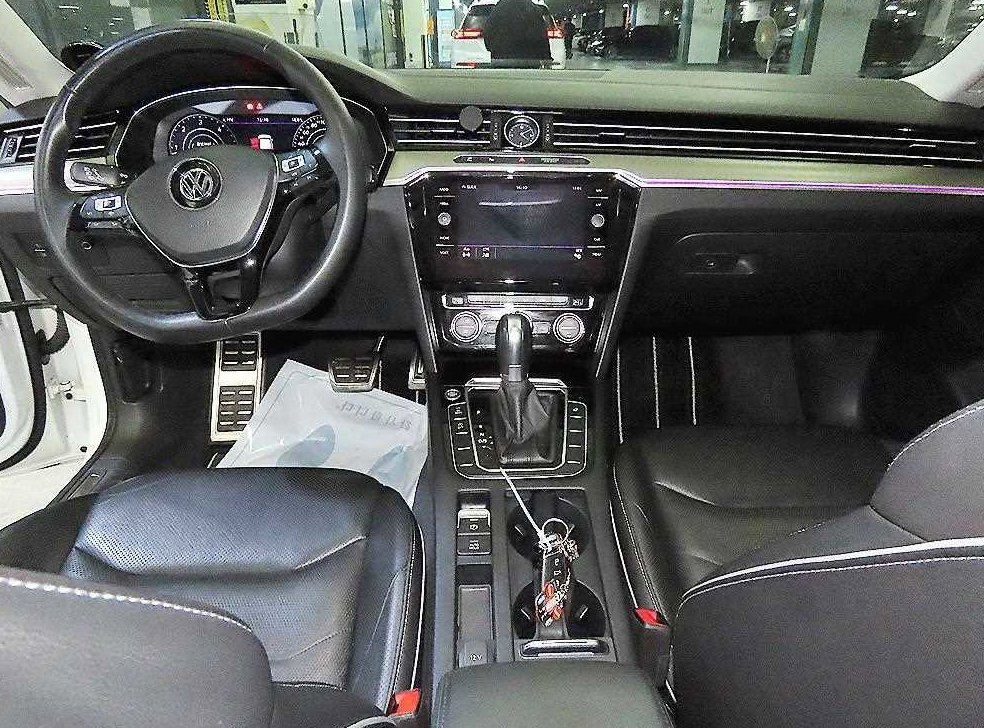 폭스바겐 아테온 2.0 TDI 프레스티지 사진 10