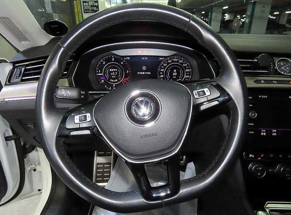 폭스바겐 아테온 2.0 TDI 프레스티지 사진 8