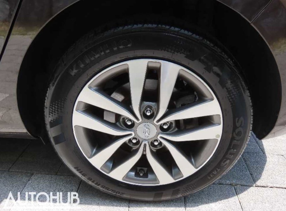 현대 i30 1.4 터보 사진 18