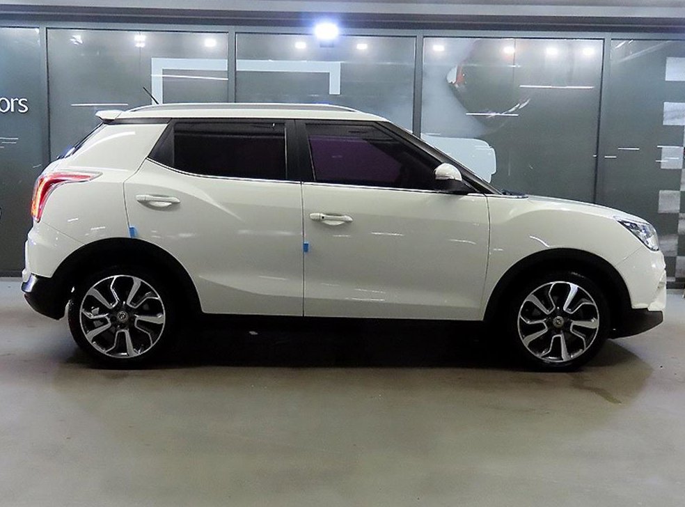 KG모빌리티(쌍용)  티볼리 가솔린 2WD 1.6 LX 사진 3