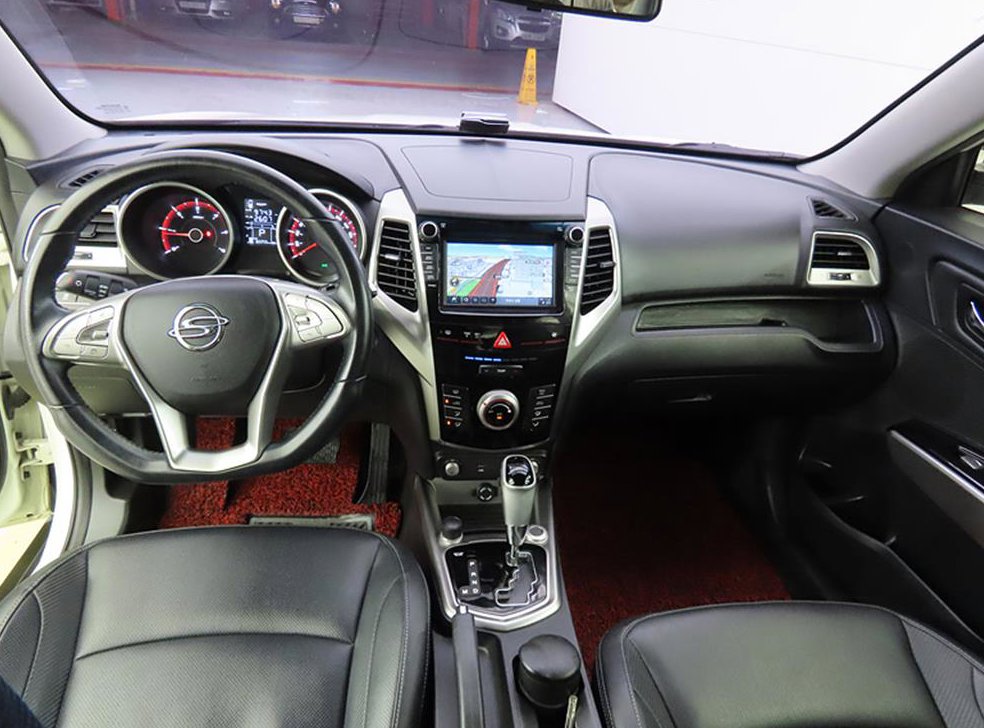 KG모빌리티(쌍용)  티볼리 디젤 2WD 1.6 VX 사진 7