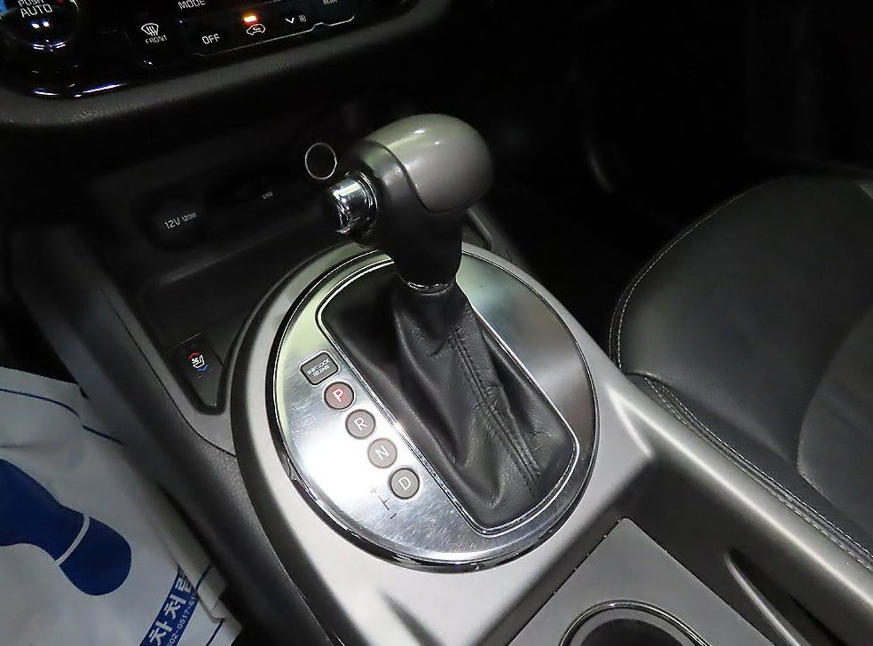 기아 스포티지 디젤 2WD 프레스티지 사진 12