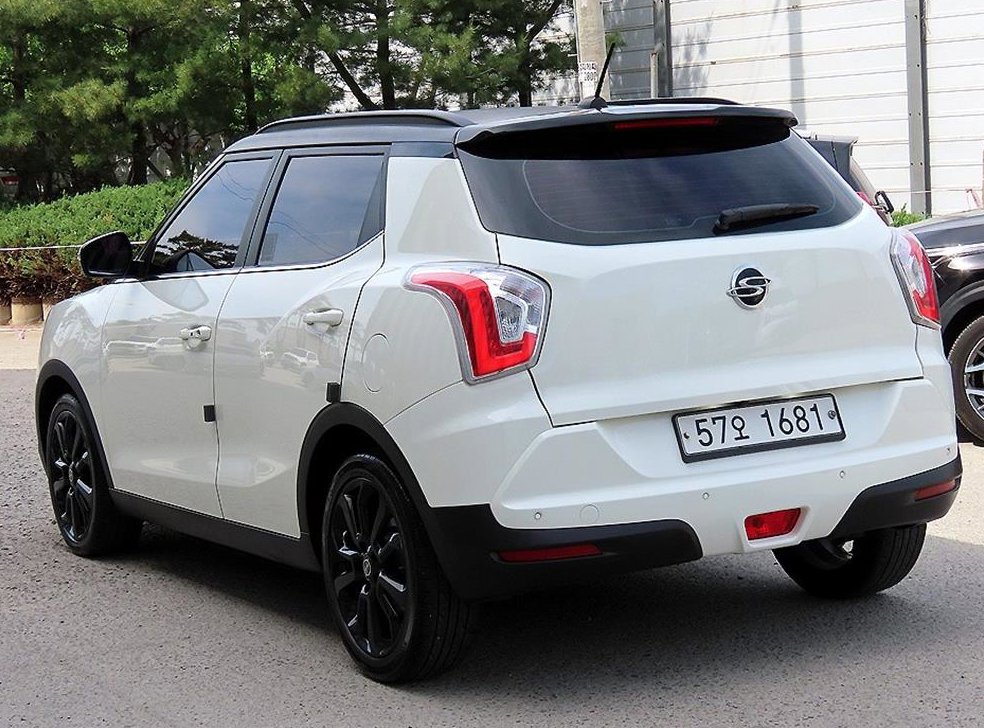 KG모빌리티(쌍용)  티볼리 가솔린 2WD 1.6 VX 사진 3
