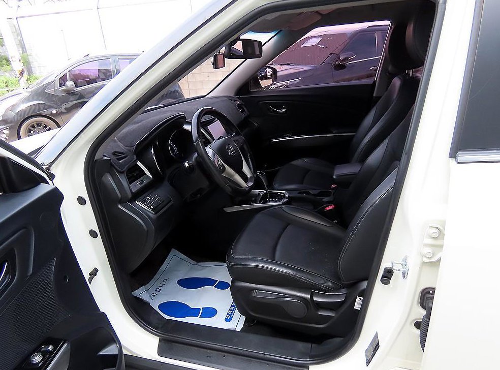 KG모빌리티(쌍용)  티볼리 가솔린 2WD 1.6 VX 사진 5