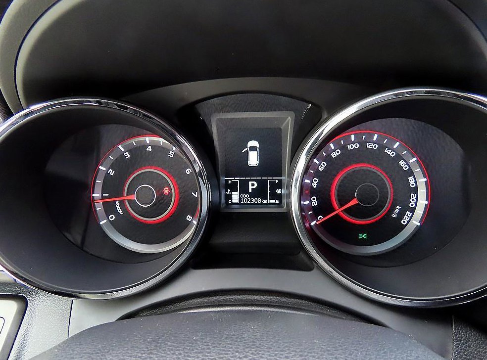 KG모빌리티(쌍용)  티볼리 가솔린 2WD 1.6 VX 사진 9