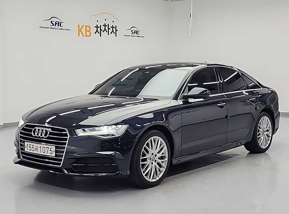 아우디 A6 40 TFSI