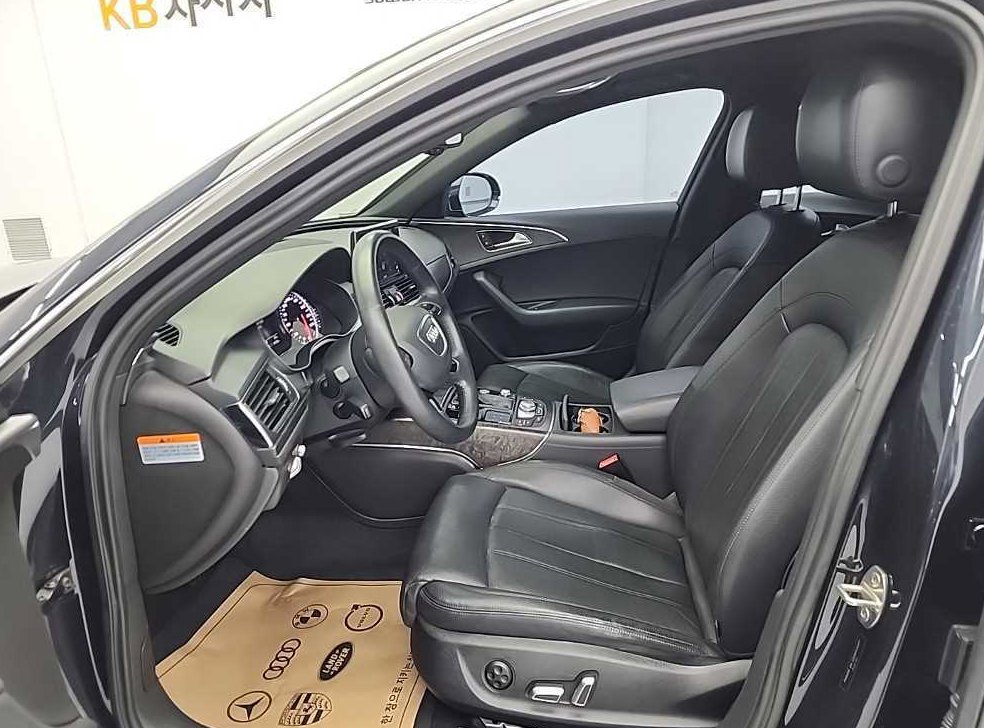 아우디 A6 40 TFSI 사진 11
