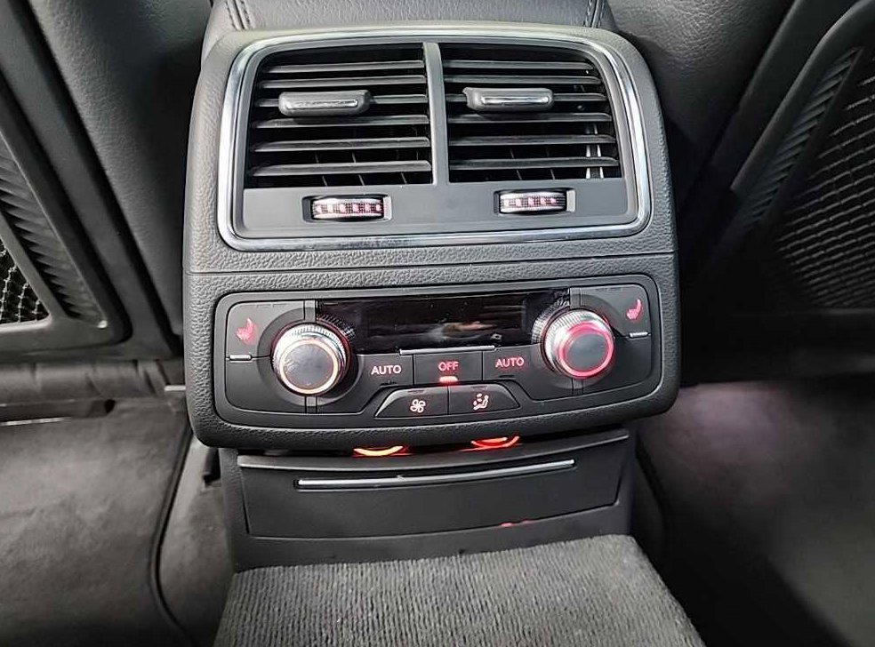 아우디 A6 40 TFSI 사진 13