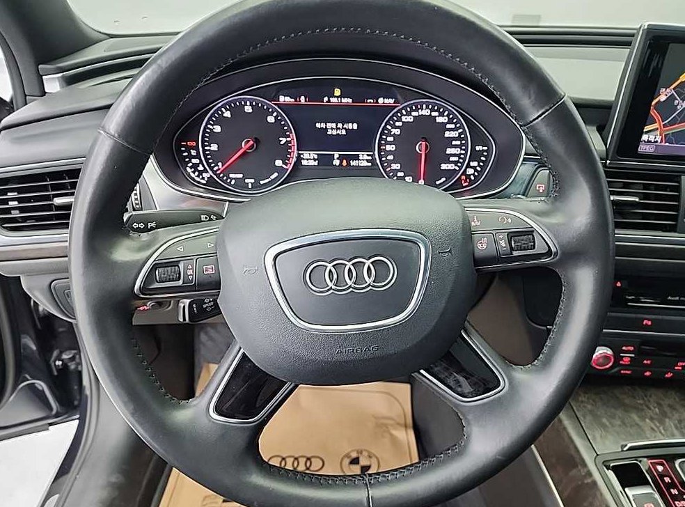 아우디 A6 40 TFSI 사진 9