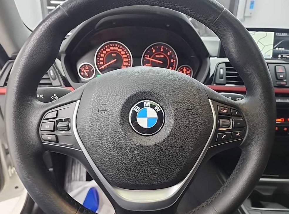 BMW 4시리즈 420d xDRIVE 그란쿠페 사진 9
