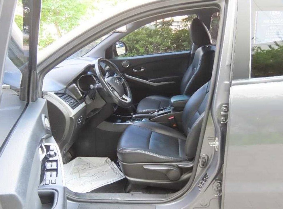 KG모빌리티(쌍용)  코란도 2.2 RX 4WD 사진 13