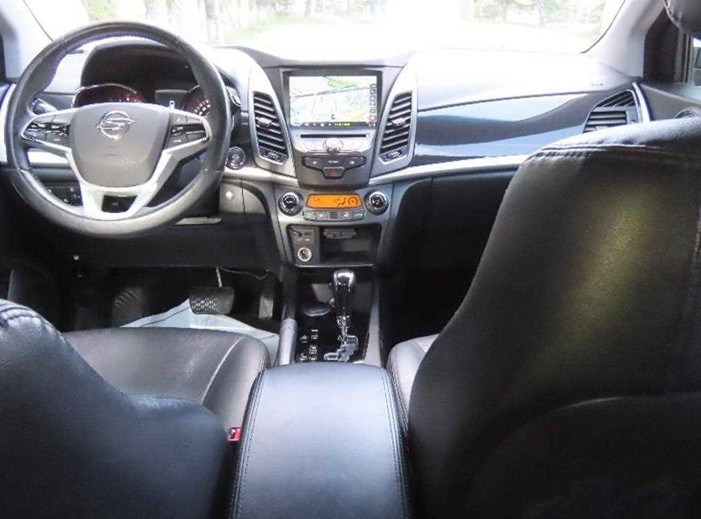 KG모빌리티(쌍용)  코란도 2.2 RX 4WD 사진 15