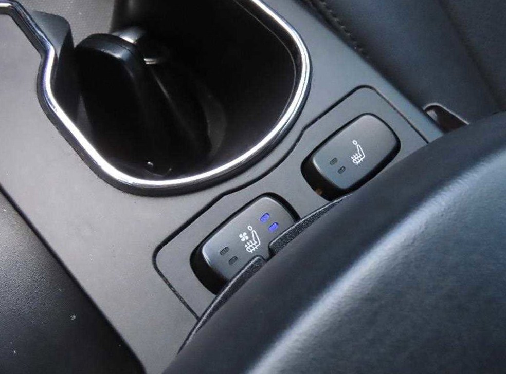 KG모빌리티(쌍용)  코란도 2.2 RX 4WD 사진 7