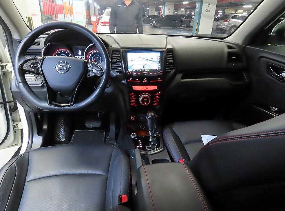 KG모빌리티(쌍용)  티볼리 2WD 가솔린 1.6 IX 사진 10