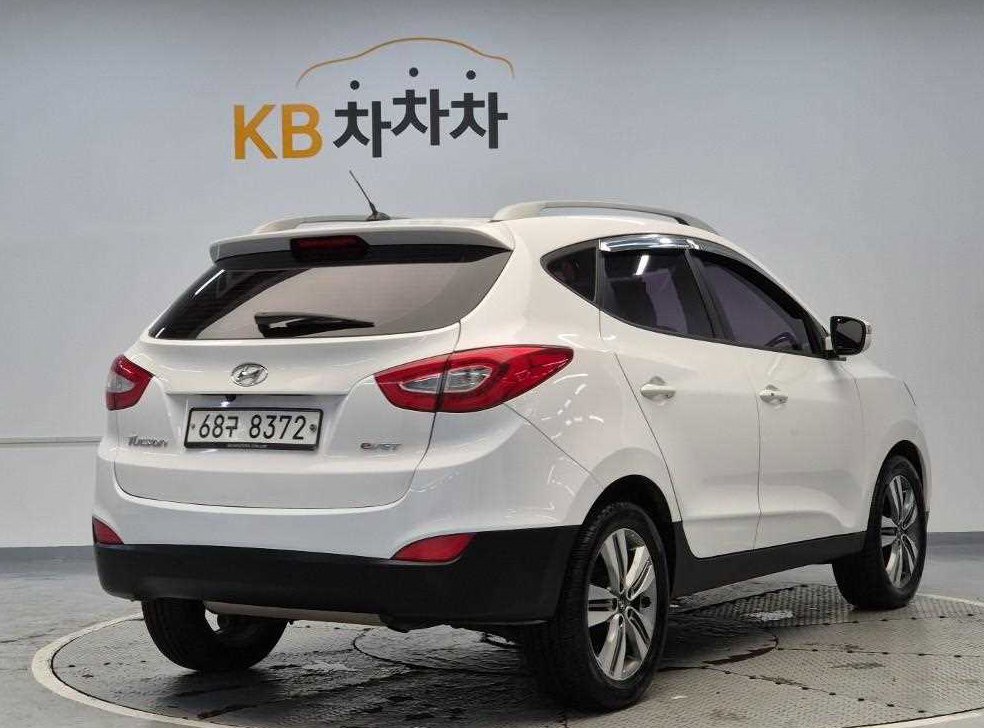 현대 투싼 디젤(E-VGT)2WD 사진 3