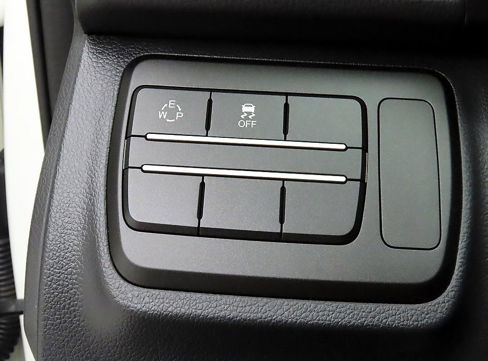 KG모빌리티(쌍용)  티볼리 디젤 2WD 1.6 LX 사진 12
