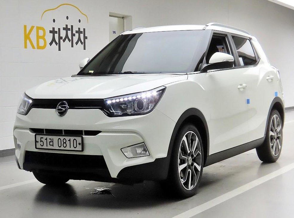 KG모빌리티(쌍용)  티볼리 디젤 2WD 1.6 LX 사진 2