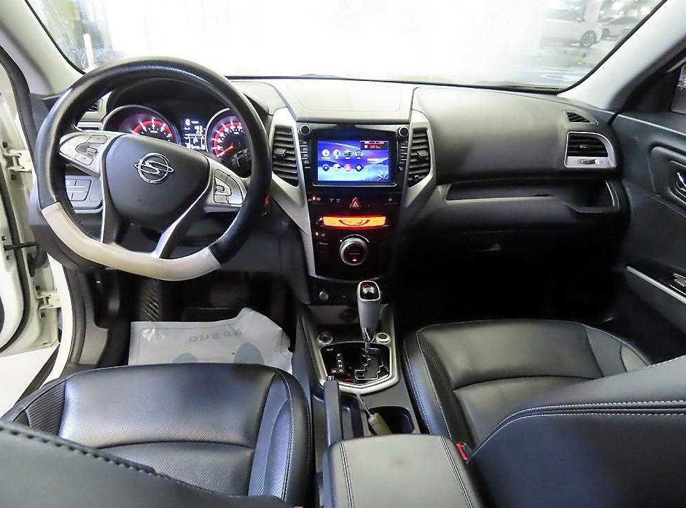 KG모빌리티(쌍용)  티볼리 가솔린 2WD 1.6 VX 사진 10