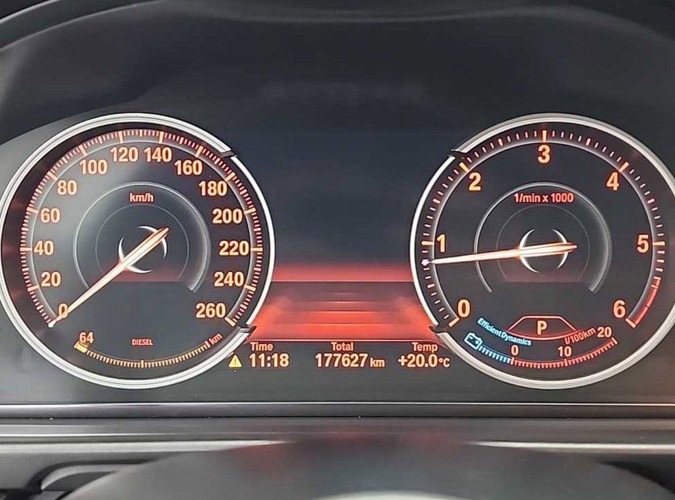 BMW 5시리즈 520d xDrive 럭셔리 사진 6