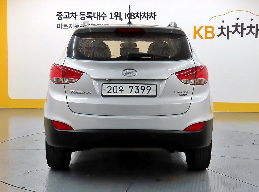 현대 투싼 2WD VGT LX20 사진 3