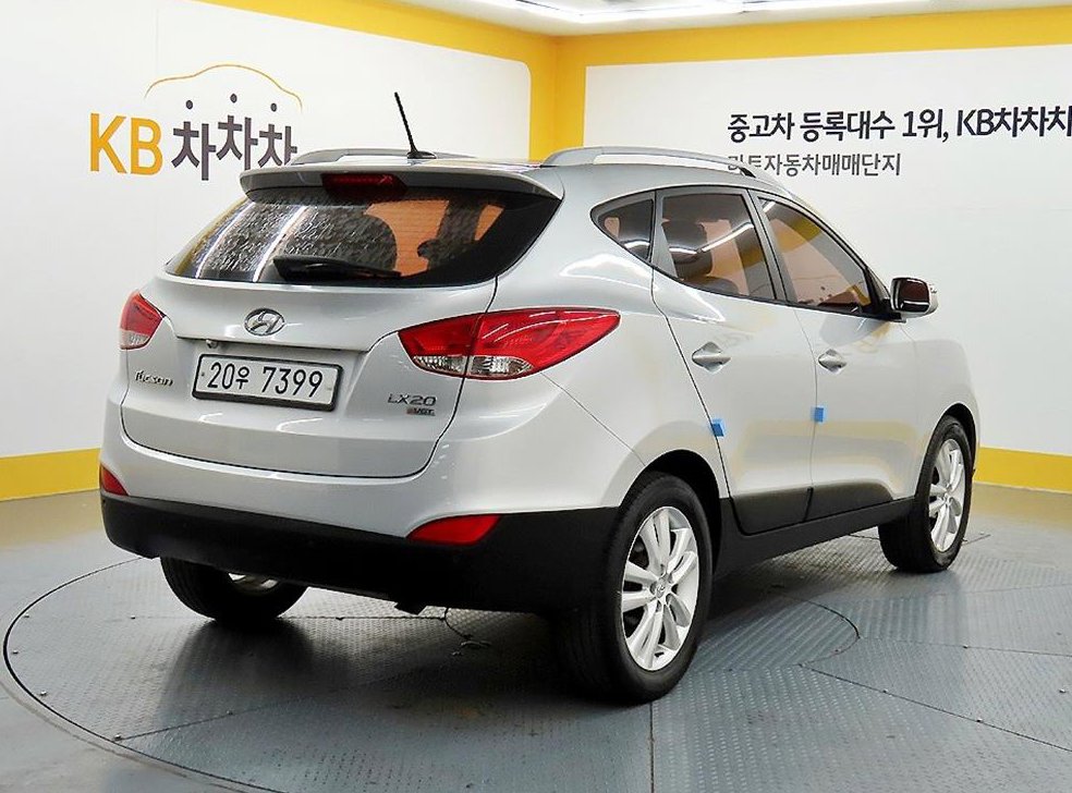 현대 투싼 2WD VGT LX20 사진 4