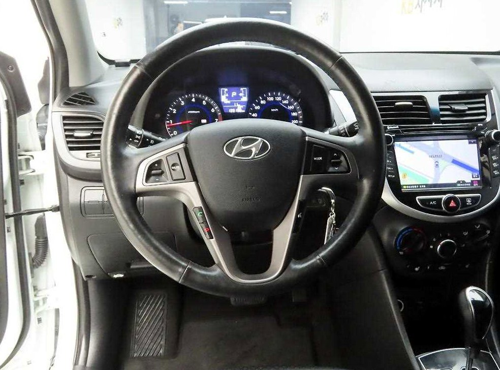 현대 엑센트 1.4VVT 모던 사진 8
