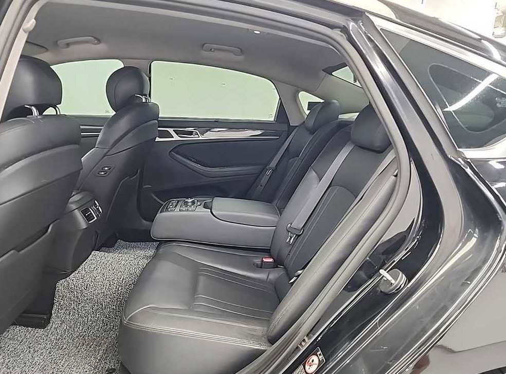 현대 제네시스 G330 프리미엄 AWD 사진 12