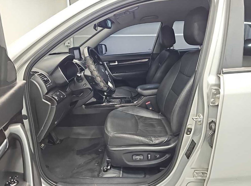 기아 쏘렌토 2WD 2.0 TLX 사진 11