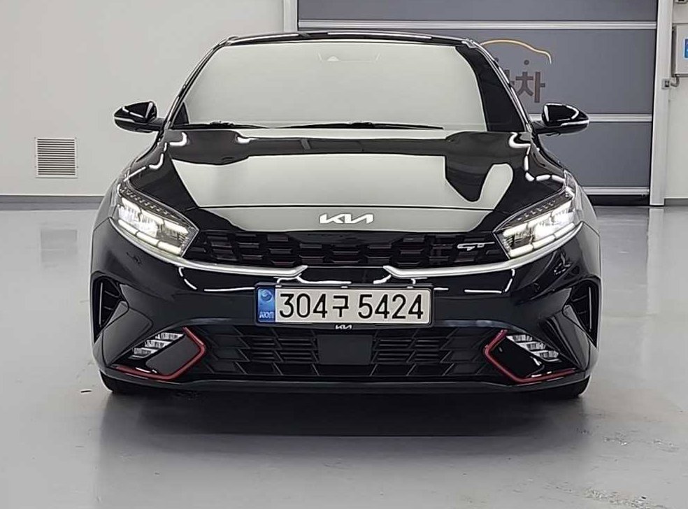 기아 K3 1.6 가솔린 터보 GT 5도어 시그니처 사진 2