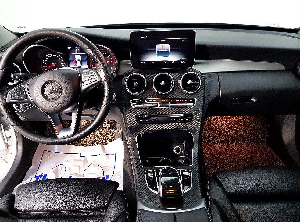 벤츠 C 클래스 C220 d 아방가르드 사진 5